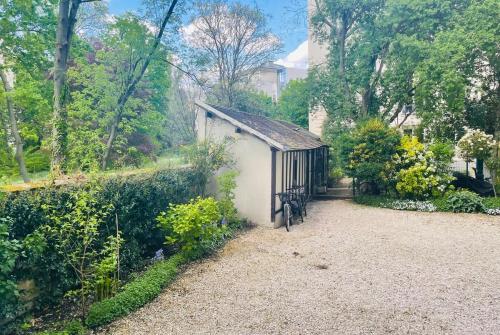 Photo de la galerie de l'établissement Beautiful 1 bedroom apartment next to Roland, à Paris