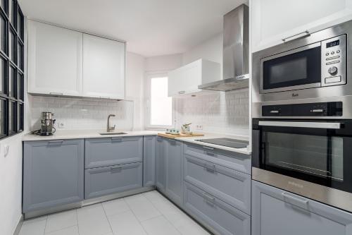 La Latina Life - 2 Bedrooms with Balcony