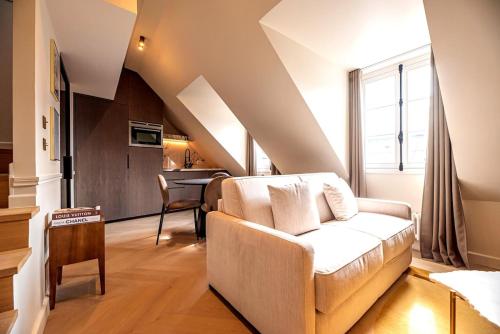 Enjoy Parisian Life in an Elegant Flat - Le Marais