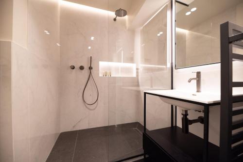 Relax in a Charming Flat in Le Marais