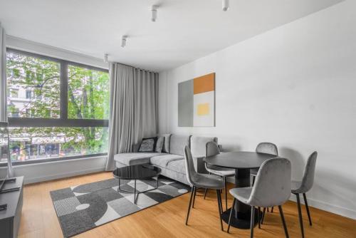 VipWarsawApartments pl Premium 3 Rooms Apartments at Grzybowska 37