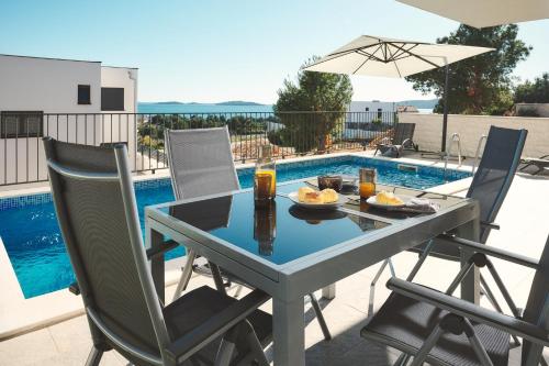 Villa Ocean Breeze - Meerblick - zwei Küchen
