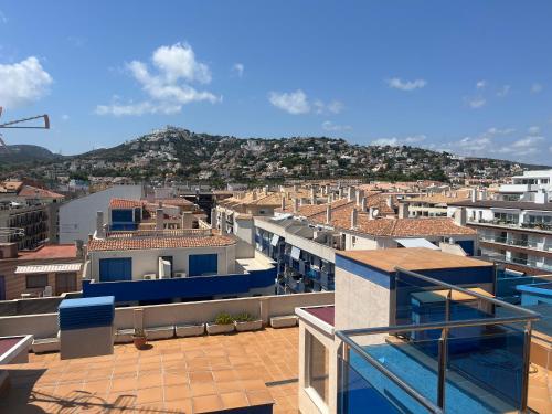 Céntrico Ático Duplex Piscina 3 dormitorios - Julio y agosto entradas y salidas en SABADO