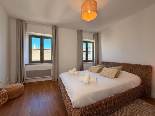 Le Saint Just T2 proche des Halles Wifi