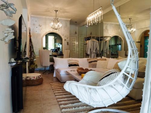 Fotografie z fotogalerie ubytování South Coast Voula Beach Sea RIVIERA Suite v Aténách