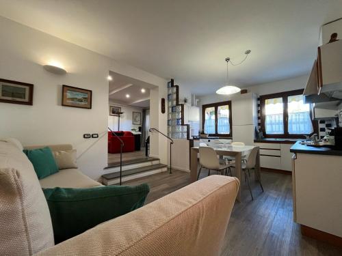 San Gaggio Apartment with Patio