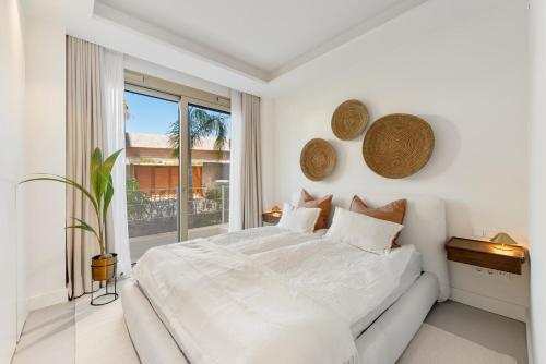 Benalus 4-Bedroom Duplex in Golden Mile