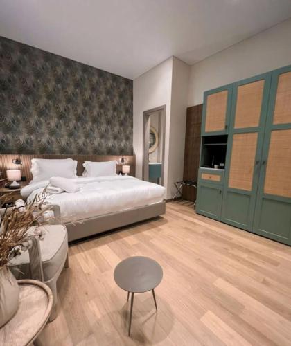 Ένα ή περισσότερα κρεβάτια σε δωμάτιο στο Boutique Room in Mar Mikhael