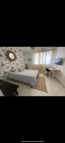 Photo de la galerie de l'établissement Studio equipé - metro canal du midi 5 min - parking privé - Free checkIn, à Toulouse