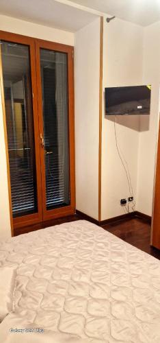 De Lux's Home