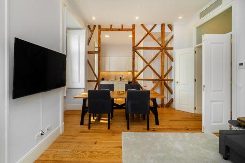 WHome Elegant Stay in Lisbons Historic Downtown