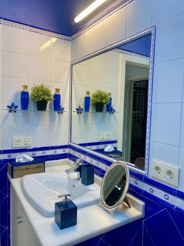 Santa Cruz - Luxurious City Center Boutique Apartment - FREE PARKING