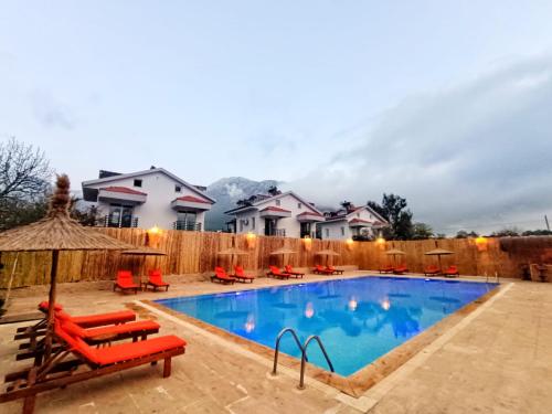 Bazén v ubytování Sureyya Hotel By Kalipso nebo v jeho okolí
