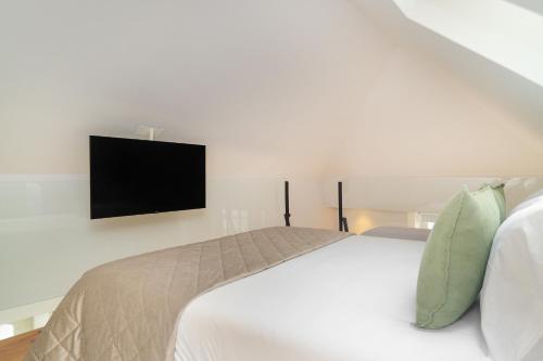 WHome Trendy Cedofeita Loft - Luxe & Light-Filled