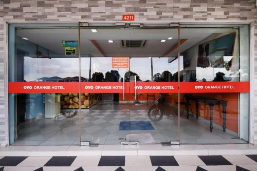 Jízda na kole v ubytování Super OYO 90296 Red Orange Hotel Port Klang nebo okolí