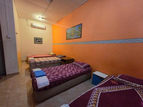 Gallery image of Hotel O Kamal Guest House Marang in Kampong Kijing