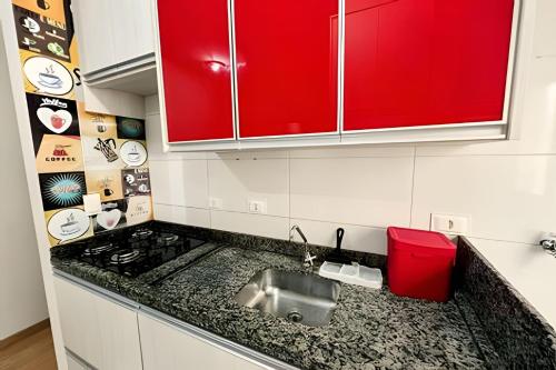 Nhà bếp/bếp nhỏ tại 2 quartos próximo Prefeitura!