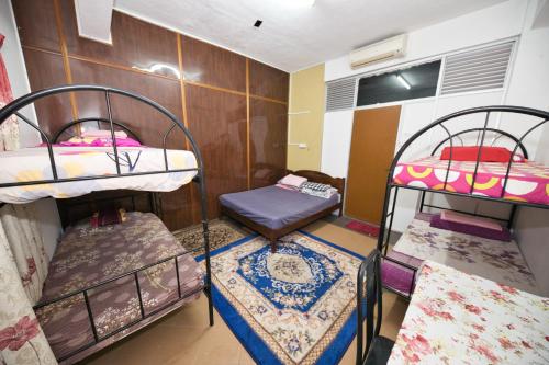 Φωτογραφία από το άλμπουμ του OYO 90915 Ilham Villa σε Kampong Binjai