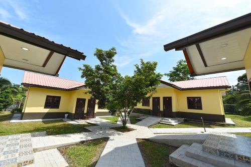 Gallery image of Hotel O My Daddy Farm Chalet in Kampong Bukit Nibong