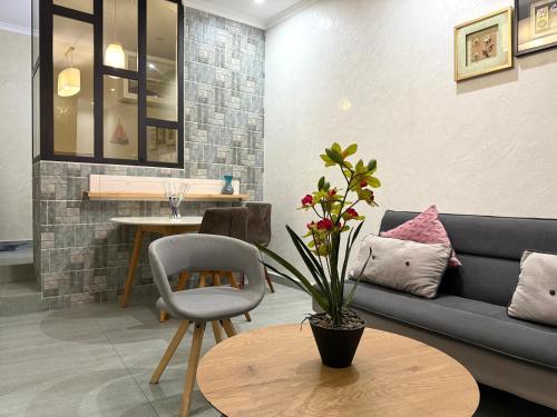 Imagine din galeria proprietății Romelle Holiday Homes în Brazzaville