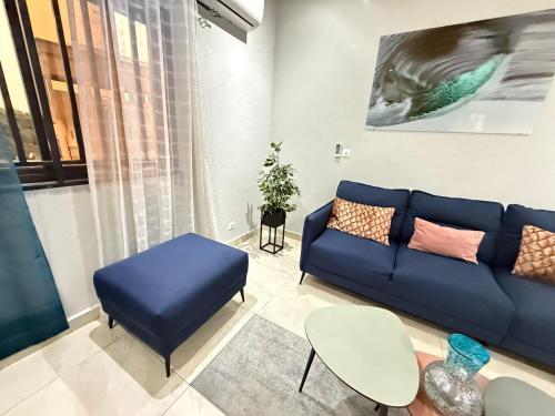 Khu vực ghế ngồi tại Romelle Holiday Homes