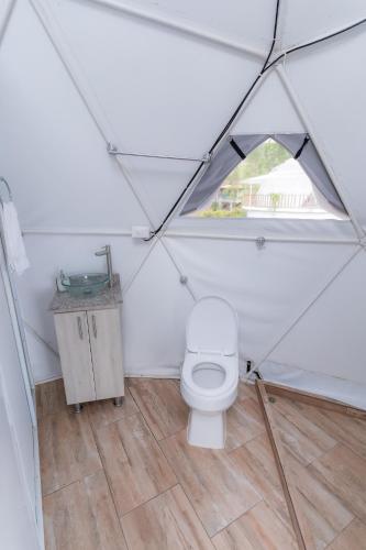 Un baño de Cinco Elementos