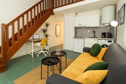 Duplex lumineux à Compans - proche Capitole - metro, université à pied - wifi & entrée autonome