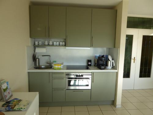 Η κουζίνα ή μικρή κουζίνα στο Ferienwohnung Stefi mit magischem Ausblick in Lahnstein
