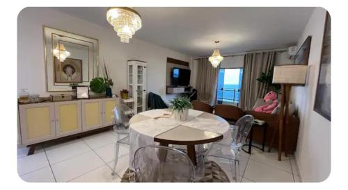 Η κουζίνα ή μικρή κουζίνα στο Ap frente mar Meia praia