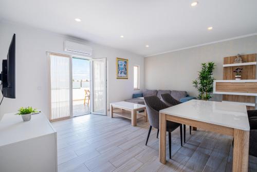 Heart of Oura by SignatureStays