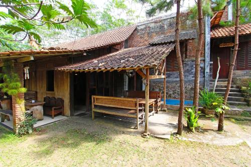Gallery image of Hotel O Kopi Klotok Homestay Syariah in Magelang