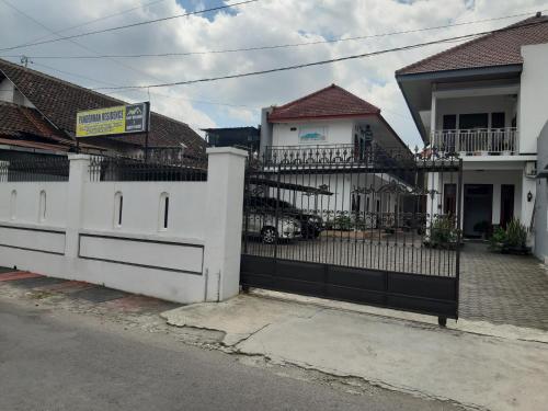 Fotografie z fotogalerie ubytování OYO 2826 Panderman Residence v destinaci Blitar