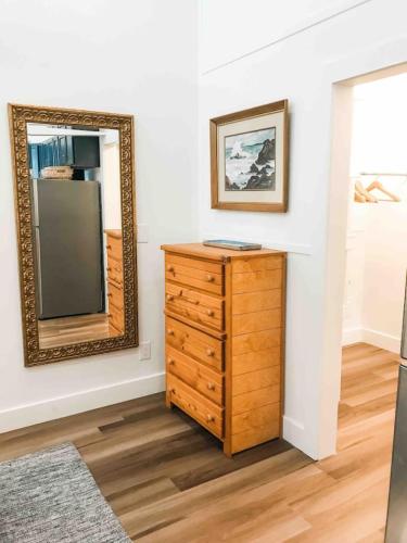 Φωτογραφία από το άλμπουμ του 1BR Apt. w KING Bed on 30A .4 mi to Beach σε Santa Rosa Beach