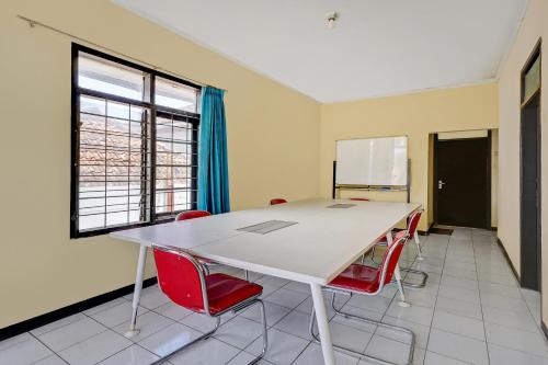 Φωτογραφία από το άλμπουμ του OYO Life 91116 Pelangi Residence Syariah σε Jatiroke