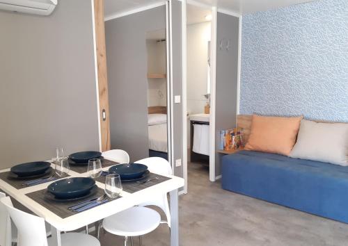 Apartments with parking space Biograd na Moru, Biograd - 24188
