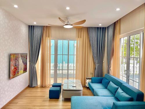 Χώρος καθιστικού στο Villa Nova World Phan Thiết