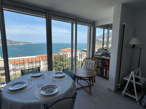 Photo de la galerie de l'établissement Appartement rénové 2 pièces, climatisé, Banyuls-sur-Mer - FR-1-225C-163, à Banyuls-sur-Mer