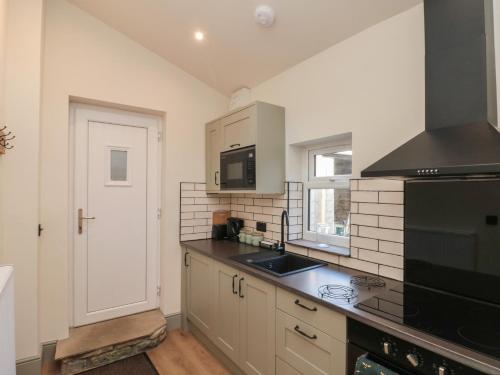 Top Holme Cottage photo 15