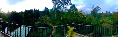 Un paisaje natural cerca of the bed and breakfast