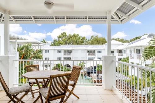Ảnh trong thư viện ảnh của Poolview Dual-key studio & BR 79 at Portsea ở Port Douglas
