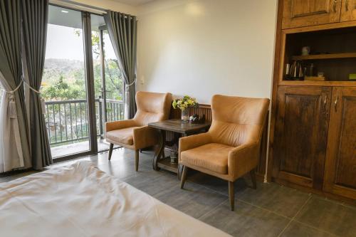 Posezení v ubytování KỲ VIÊN Home & Cafe