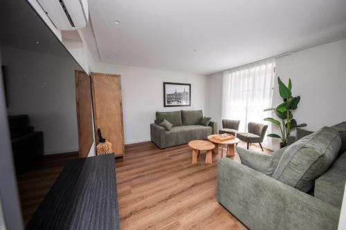 El Palacio by Standby