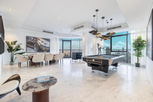 Photo inspiration: Luxe 6Br Penthouse With Burj View Private Cinema Dubai Updated Photo Inspiration