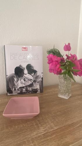 Foto ZEN et COSY, CALME ABSOLU parking privé jardin,ideal proche de Cannes