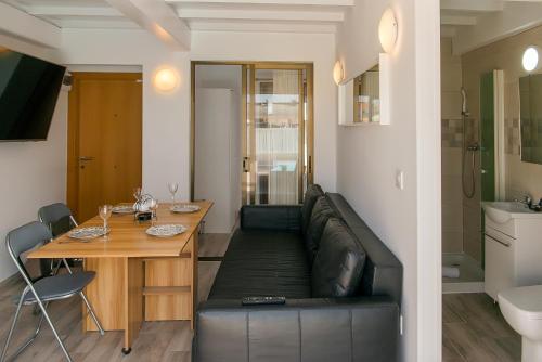 WELCS APARTAMENTO 292 EMP con piscina y con vistas