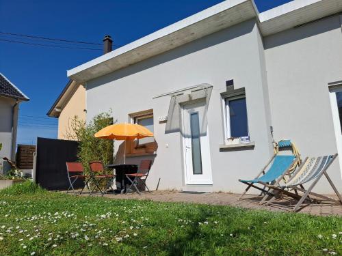 Bienvenue chez Nous ! studio privé, parking, calme