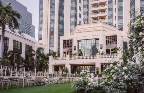 The Peninsula Bangkok — Property building