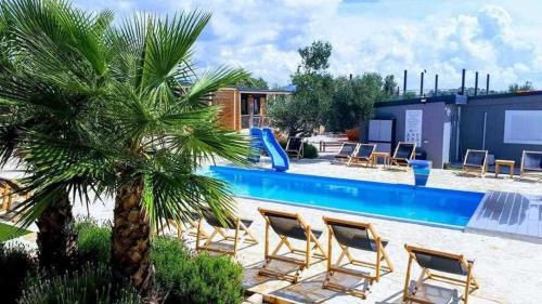 Mobile home Pelin with shared pool
