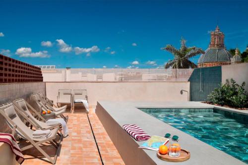 Magno Apartments Clavellinas
