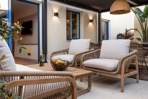 Stylish 2BR in Estepona, Walk to Beach & Old Town